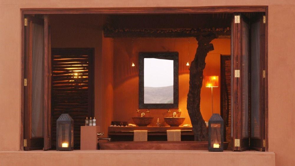 Okahirongo Elephant Lodge Purros Exteriér fotografie