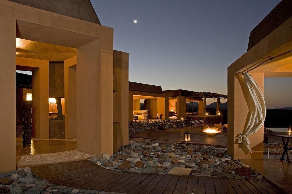 Okahirongo Elephant Lodge Purros Exteriér fotografie